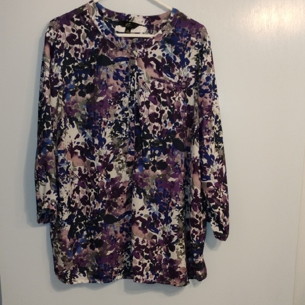 Women's Purple Floral Top